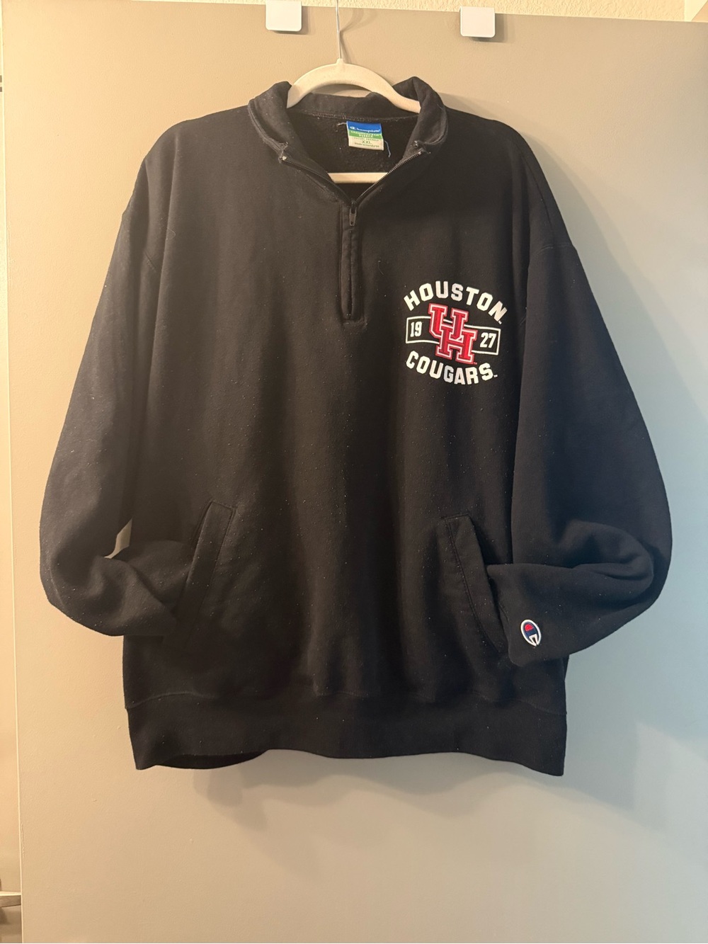 Champion Black Houston Cougars Quarter-Zip Pullover with Red/White Logo